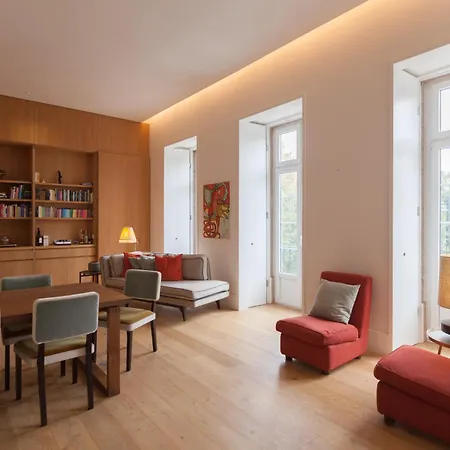 Flh Principe Real Luxury Spacious شقة